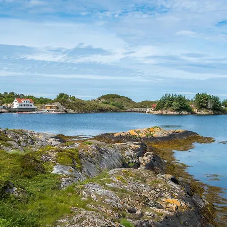 Сasa de vacaciones Lyso Naturcamping Og Rorbuer AVEROY